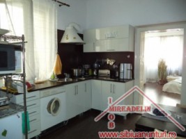 vand-apartament-2-camere-ultracentral-4