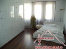 vand-apartament-2-camere-ultracentral-5