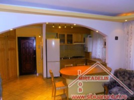 inchiriez-apartament-3-camere-luptei-1