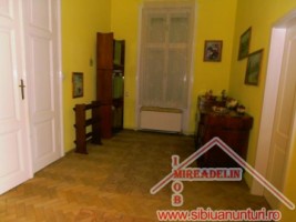 inchiriez-apartament-2-camere-la-casa-ultracentral-3