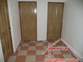 inchiriez-apartament-3-camere-la-mansardalazaret-5