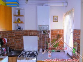 vand-apartament-3-camere-zona-cedonia-3