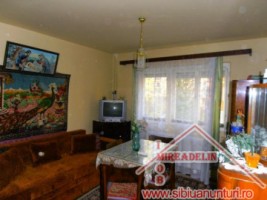 vand-apartament-3-camere-zona-vasile-aaron-2