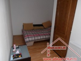 inchiriez-apartament-3-camere-valea-aurie-2