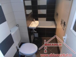 inchiriez-apartament-2-camere-zona-calea-cisnadiei-5