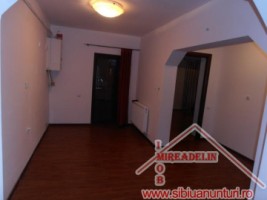 vand-apartament-2-camere-cartier-englezesc-4