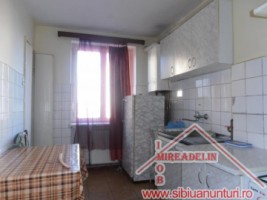 inchiriez-apartament-2-camere-zona-terezian-3