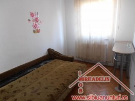 inchiriez-apartament-3-camere-b-dul-mihai-viteazu-2