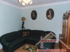 vand-casa-3-camere-zona-garii-3