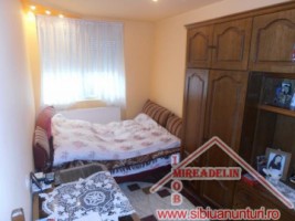 vand-casa-3-camere-zona-garii-4