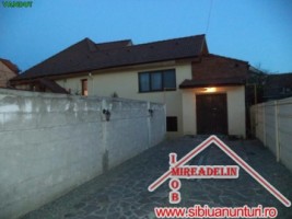 vand-casa-4-camerezona-vasile-aaron