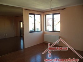 vand-casa-4-camere-zona-strtractorului-4