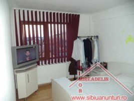 vand-apartament-2-camere-zona-hipodrom-iii-1