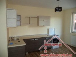 inchiriez-apartament-2-camere-zona-strazii-otelarilor-1