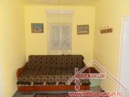inchiriez-casa-2-camere-valea-aurie-2