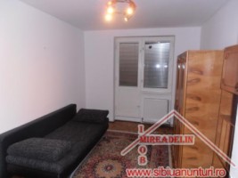 inchiriez-apartament-4-camere-zona-cedonia-3