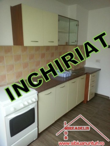 inchiriez-apartament-3-camere-zona-soseaua-alba-iulia