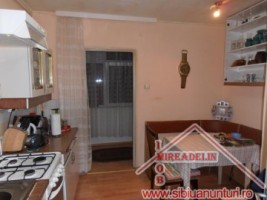 vand-apartament-2-camere-zona-mihai-viteazu-4
