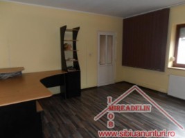 inchiriez-casa-3-camere-calea-turnisorului-6