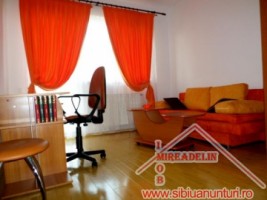 inchiriez-apartament-3-camere-lux-zona-interex-4