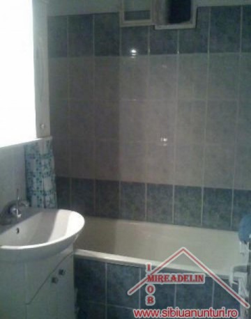 inchiriez-apartament-2-camere-valea-aurie-3