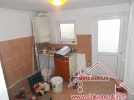 pf-vand-casa-zona-piata-cibin-4