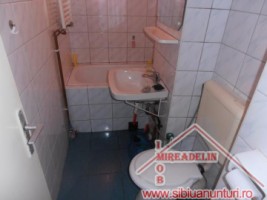 inchiriez-apartament-2-camere-vasile-aaron-3