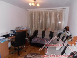 vand-apartament-2-camere-zona-mihai-viteazu