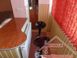 inchiriez-apartament-2-camere-zona-luptei-2