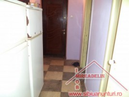 vand-apartament-3-camere-zona-rahova-6