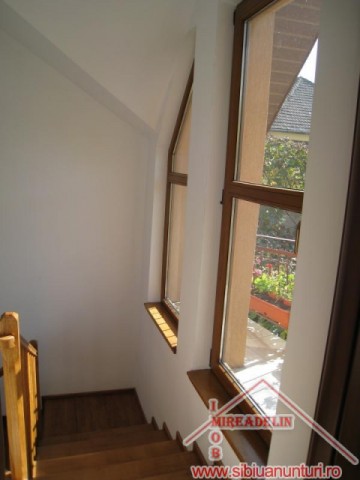 inchiriez-casa-4-camere-dpm-zona-trei-stejari-7