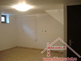 inchiriez-casa-4-camere-dpm-zona-trei-stejari-8