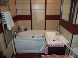 vand-apartament-3-camereturnisor-5