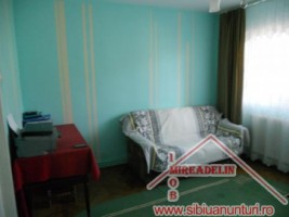 vand-apartament-3-camere-str-rahova-2