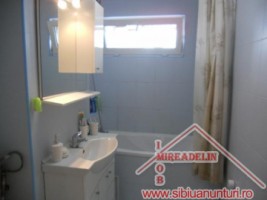 vand-apartament-3-camere-str-rahova-4