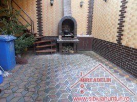 inchiriez-casa-6-camere-pm-zona-hotel-libra-14