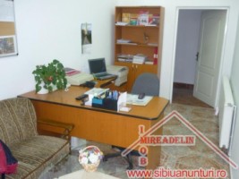 vand-spatiu-comercial-loc-medias-3