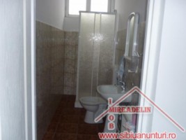 vand-spatiu-comercial-loc-medias-6