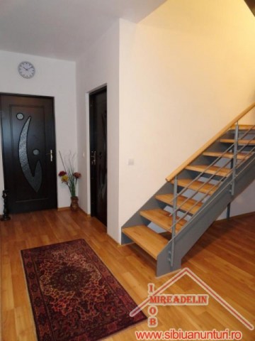 vand-casa-5-camere-in-medias-zona-baraj-9
