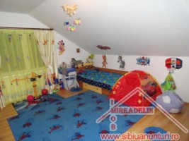 vand-casa-5-camere-in-medias-zona-baraj-7