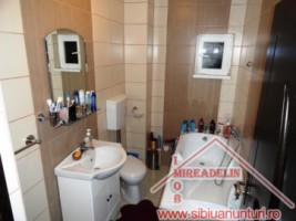 vand-casa-5-camere-in-medias-zona-baraj-8