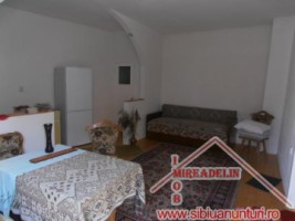 vand-apartament-2-camere-la-casa-ultracentral-2