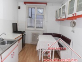 inchiriez-apartament-2-camere-mihai-viteazu-5