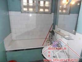 vand-apartament-2-camere-zona-cedonia-3