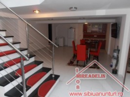 inchiriez-casa-3-camere-de-lux-zona-trei-stejari-1
