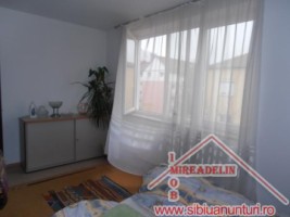 vand-apartament-4-camere-zona-cedonia-2