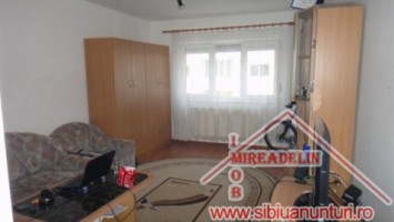 inchiriez-apartament-2-camere-zona-mihai-viteazu-1
