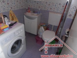 vand-apartament-4-camere-zona-mihai-viteazu-2
