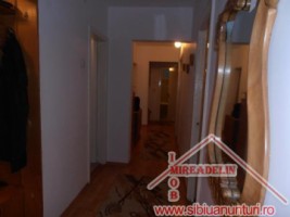 vand-apartament-4-camere-zona-mihai-viteazu-7
