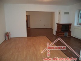 inchiriez-vila-7-camere-spem-valea-aurie-1